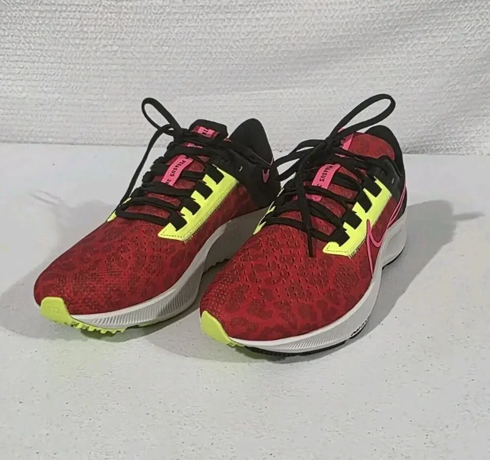 Women’s Size 8 - Nike Air Zoom Pegasus 38 Chile Red Hyper Pink 2021 DM8061-600